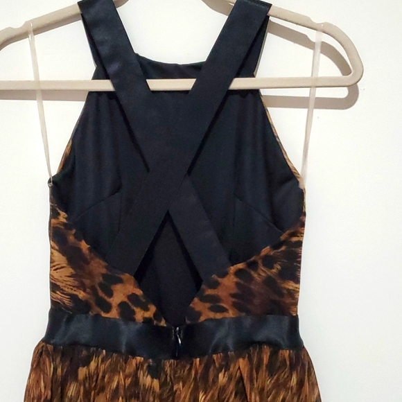 City Goddess Animal Print Long Dress - Picture 4 of 5